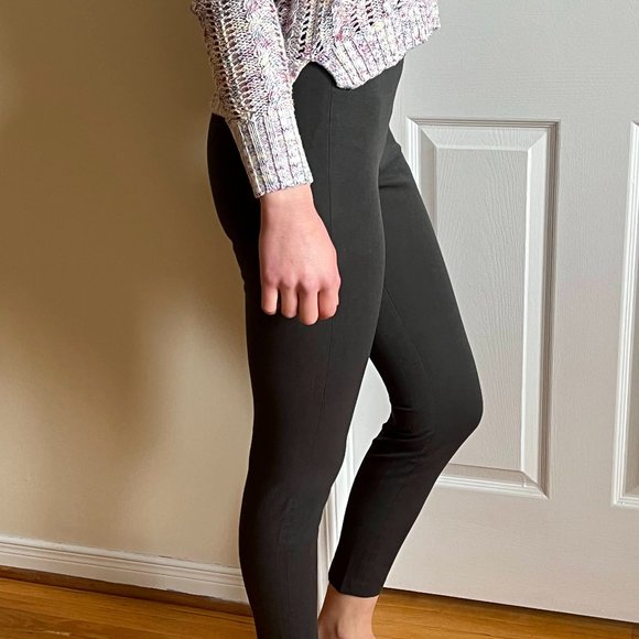 Banana Republic Casual Pants - Picture 3 of 4